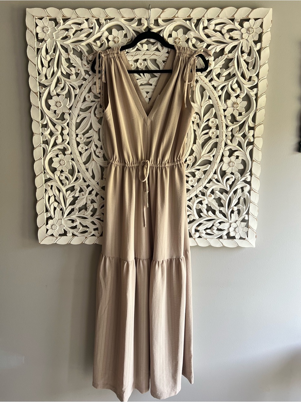 Calvin Klein Cream Sleeveless V-Neck Tie-Waist Maxi Dress-WORN Once - Picture 2 of 4